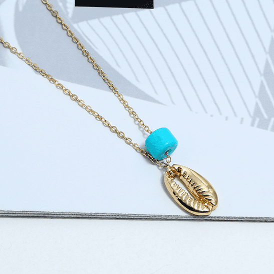 Gold Colour Single Seashell Necklace WXL072 - Image 4