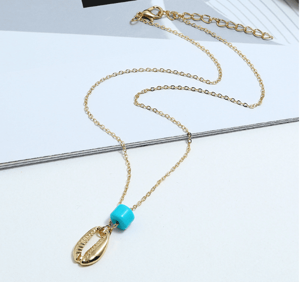 Gold Colour Single Seashell Necklace WXL072 - Image 2