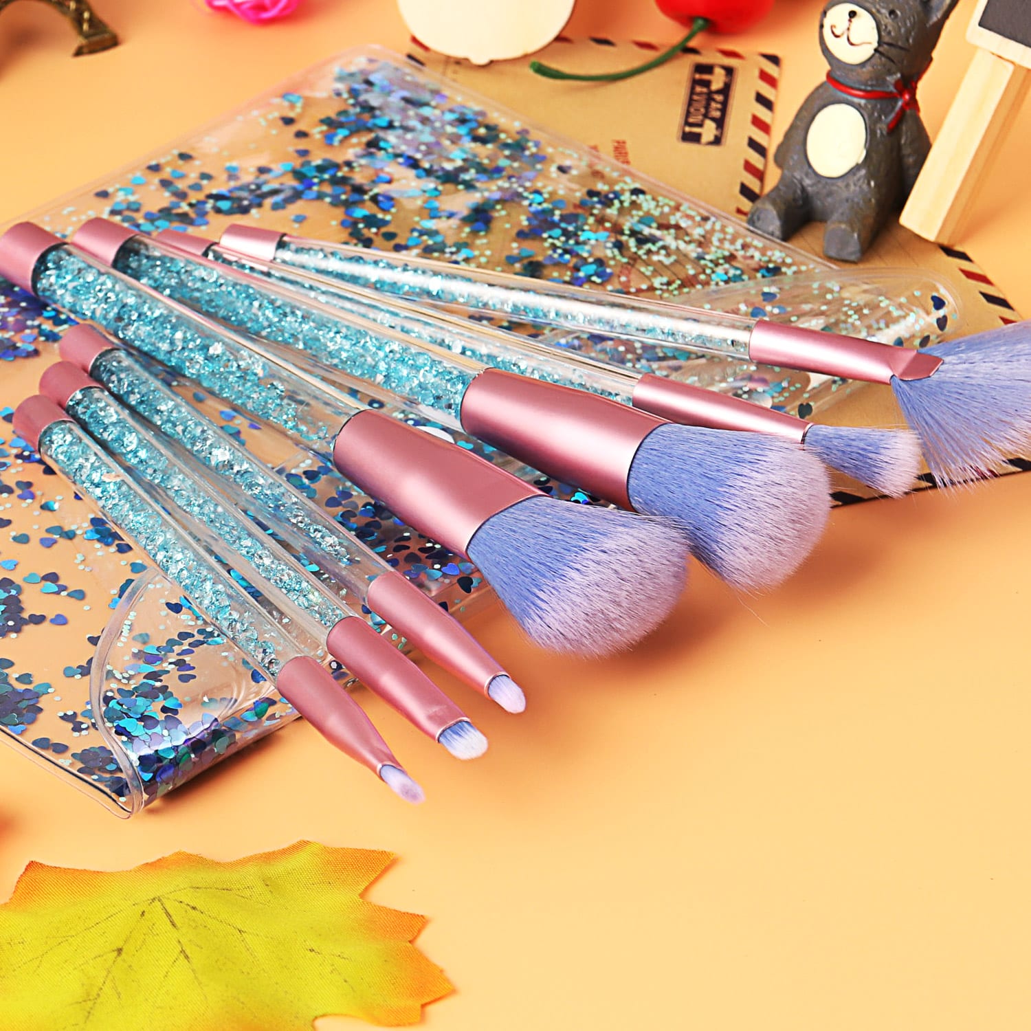 Glowii 7pcs Blue Moving Crystal with Bag Brush Set