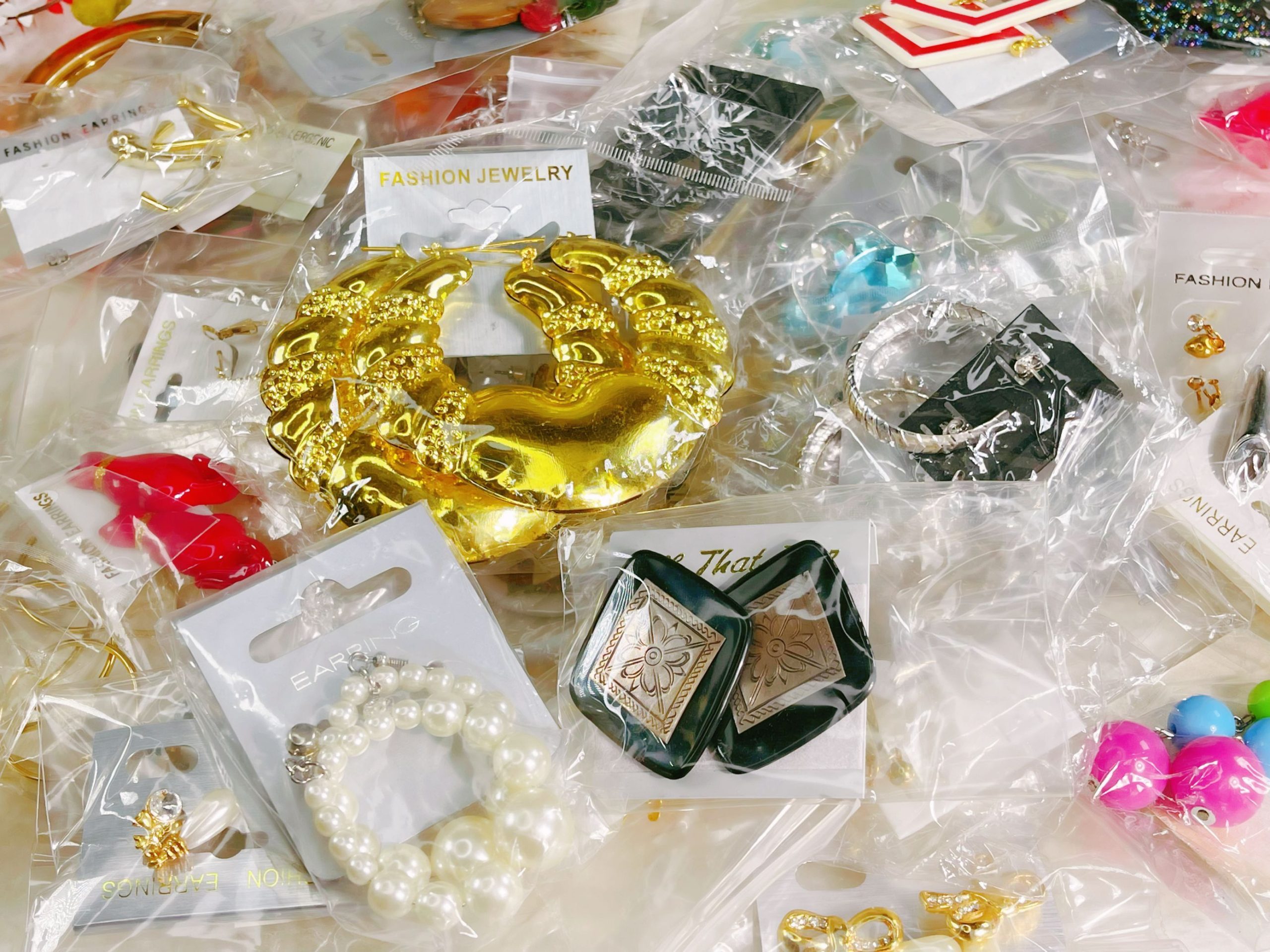 25/50 Pairs Assorted Earrings Colour Zone Cosmetics