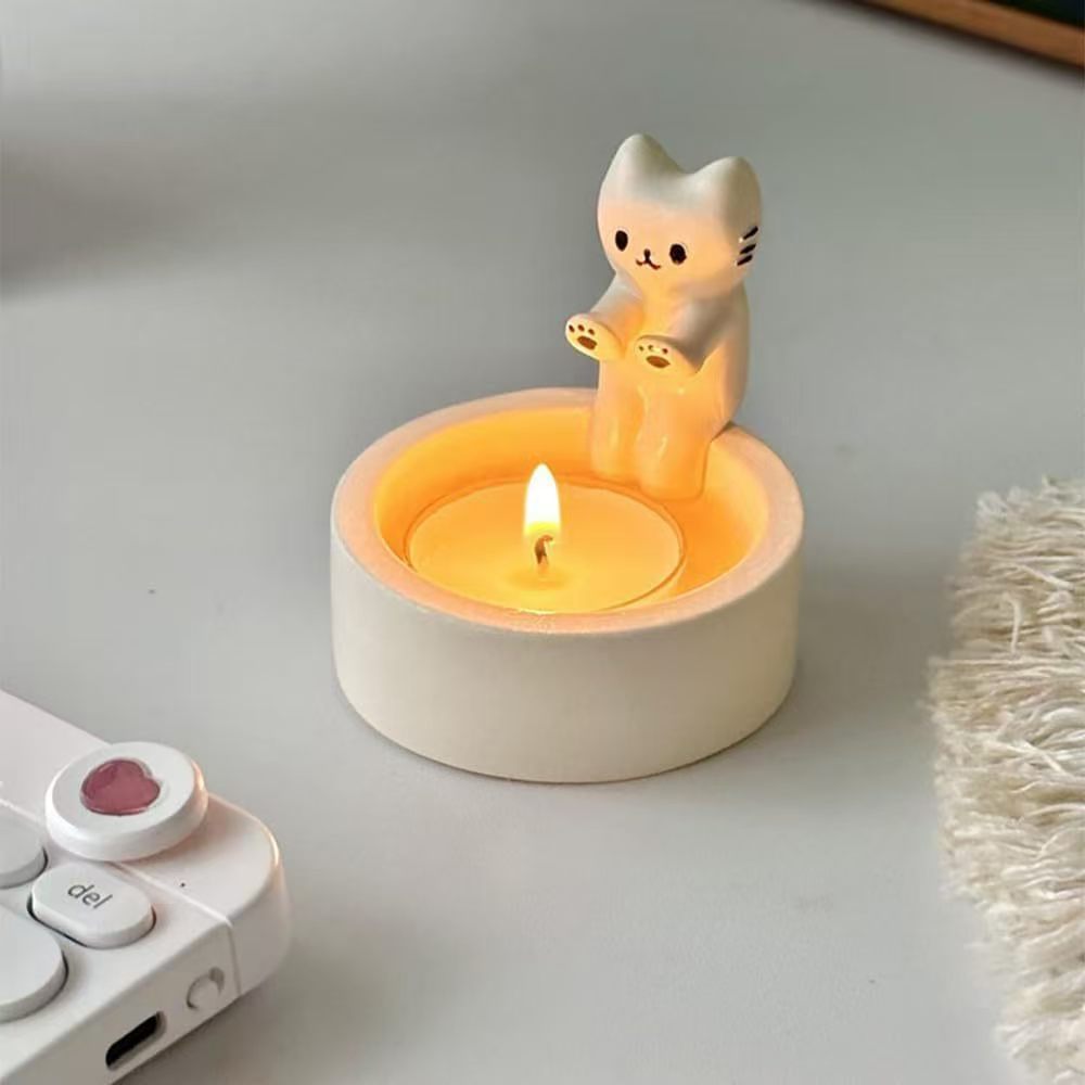 Cosy Kitten Tea Light Candle Holder 2