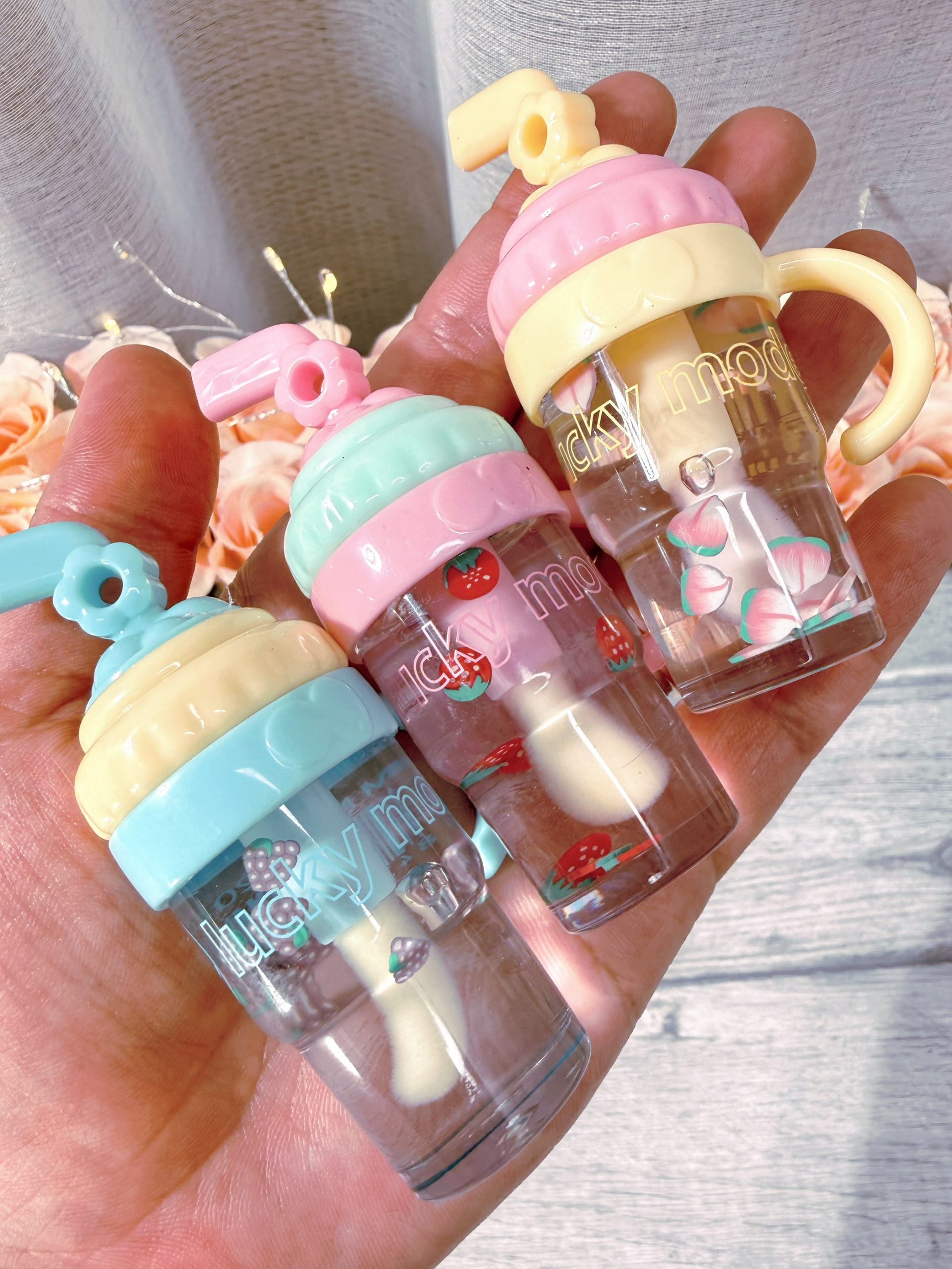 iMan of Noble Drinking Cup Lip Oil 5
